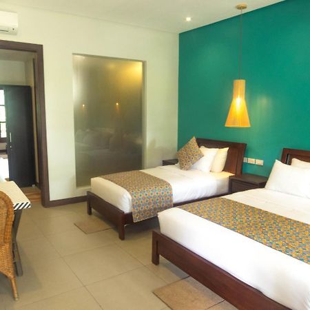 การันโช บีช เฮาส์ Hotel มักตัน ภายนอก รูปภาพ