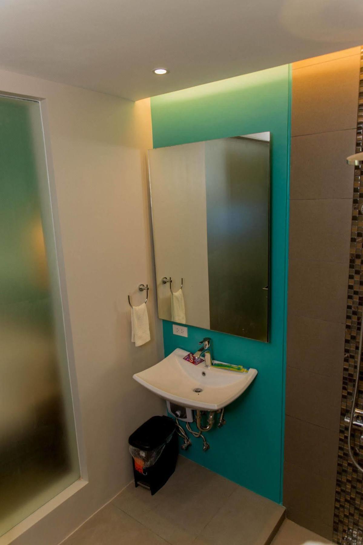 การันโช บีช เฮาส์ Hotel มักตัน ภายนอก รูปภาพ